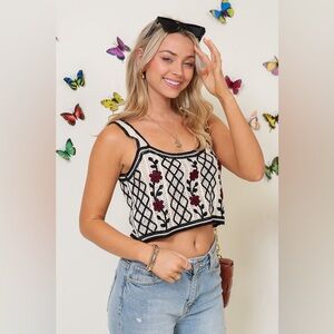 BOUTIQUE Festival Floral Crochet Crop Top